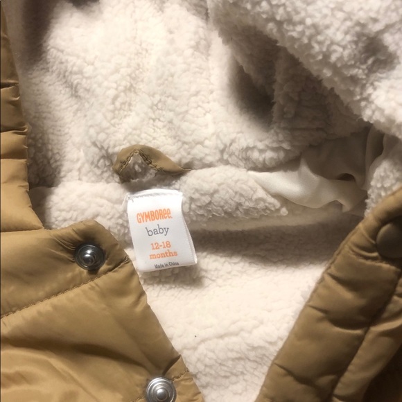 Tan coat with soft liner - Picture 2 of 3